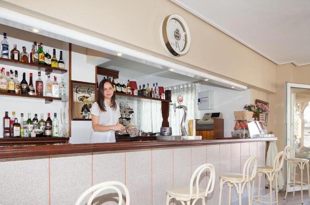 Hotel Ninays Lloret de Mar Bagian luar foto