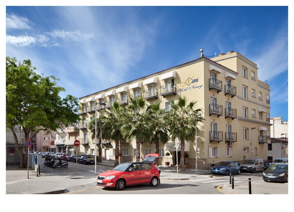 Hotel Ninays Lloret de Mar Bagian luar foto