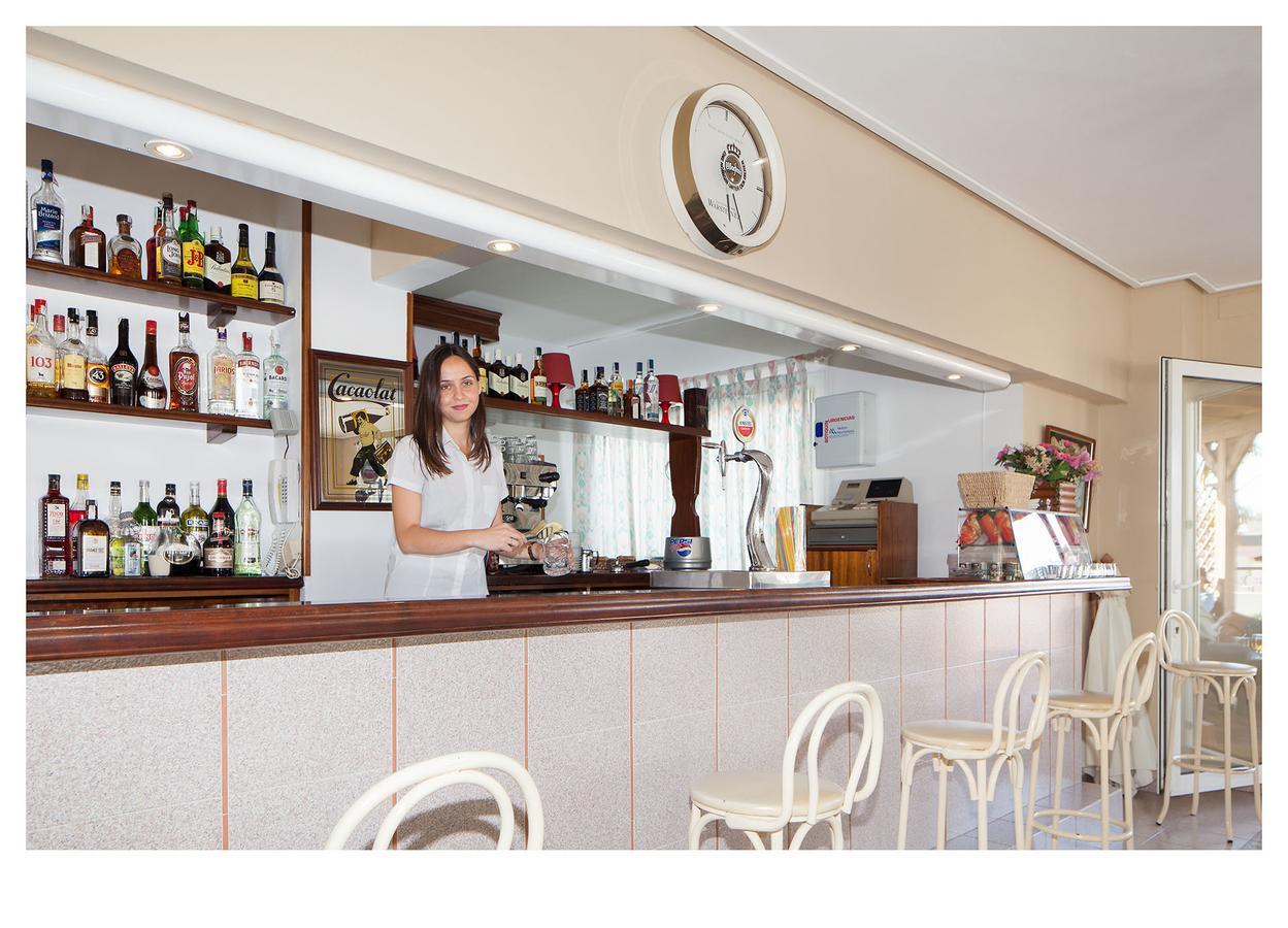 Hotel Ninays Lloret de Mar Bagian luar foto