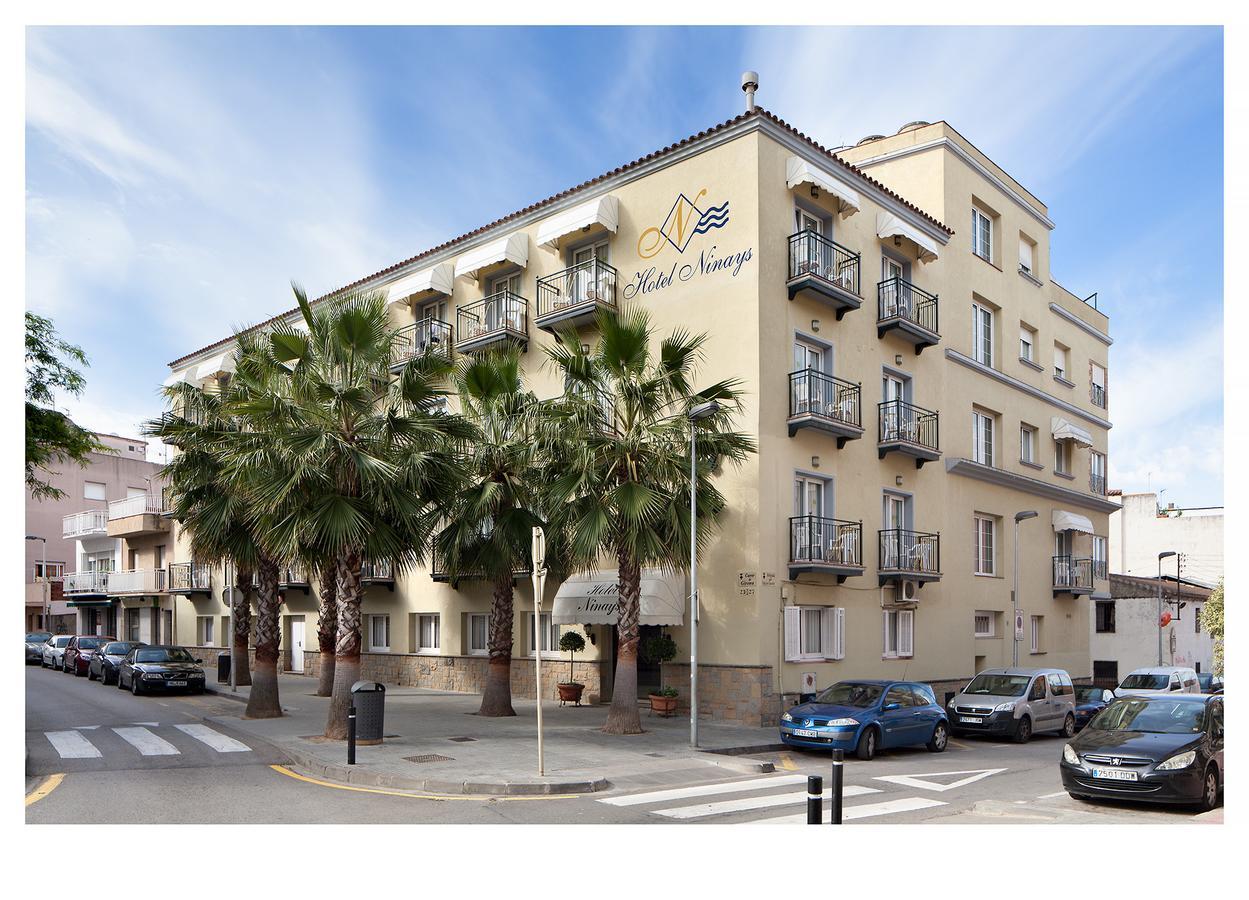 Hotel Ninays Lloret de Mar Bagian luar foto