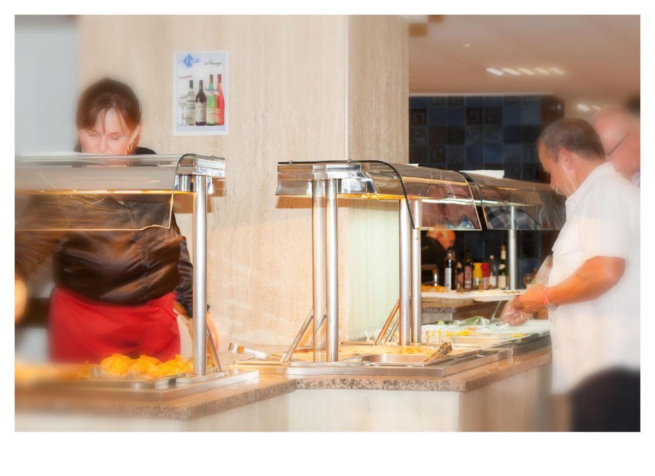 Hotel Ninays Lloret de Mar Bagian luar foto